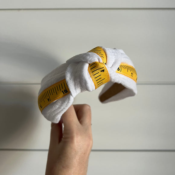 Knotted Yellow Ruler