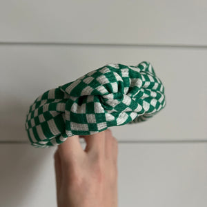 Knotted Green Checker